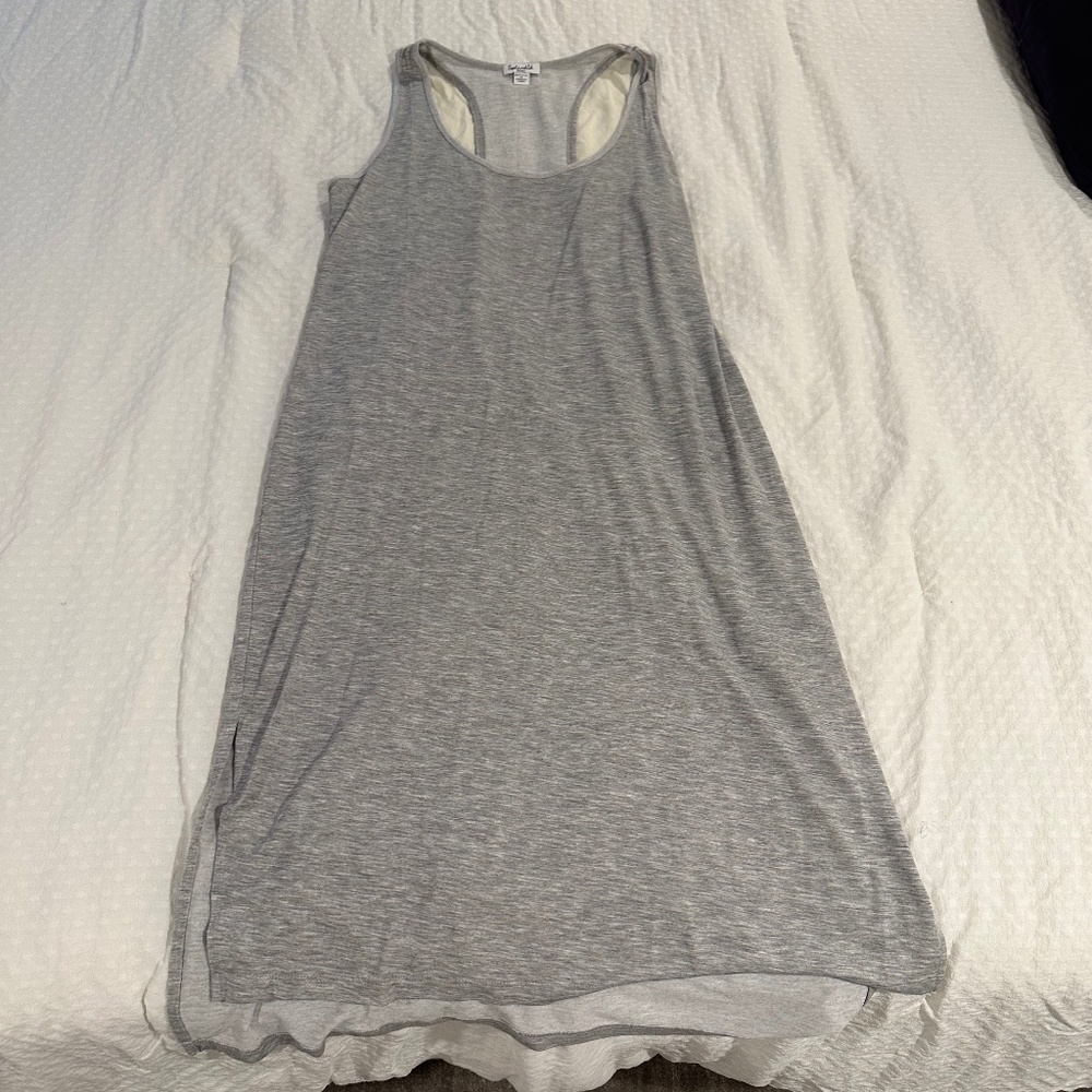 Splendid,  lightweight gray dress, airy back
